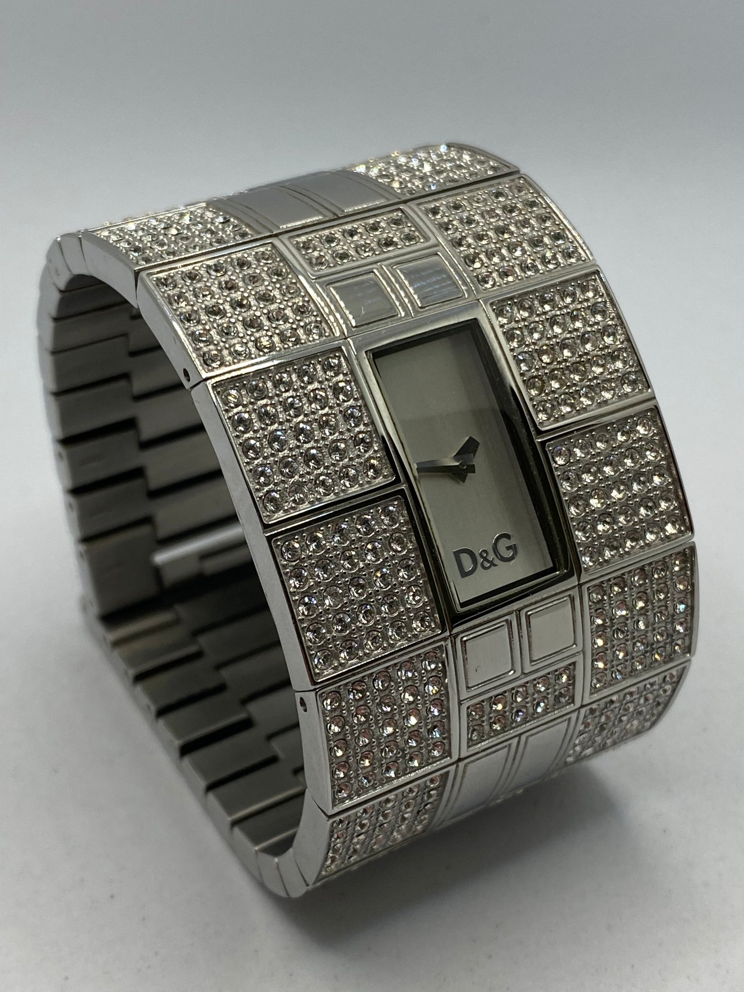 Dolce & Gabbana 500 Swarovski Crystals Extremely Rare Ladies Watch