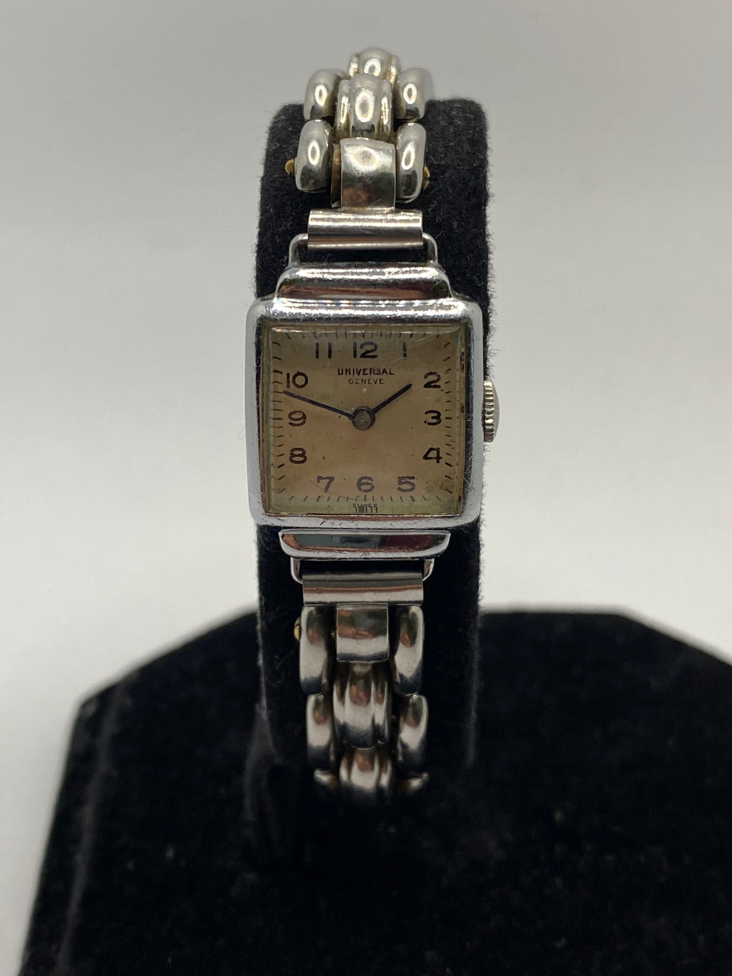 Universal Geneve Rectangular Manual Wind Vintage Ladies Watch