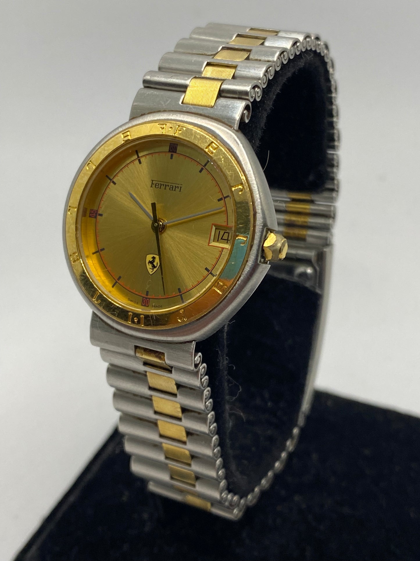 Cartier Ferrari 18K Yellow Bezel Unisex 30mm