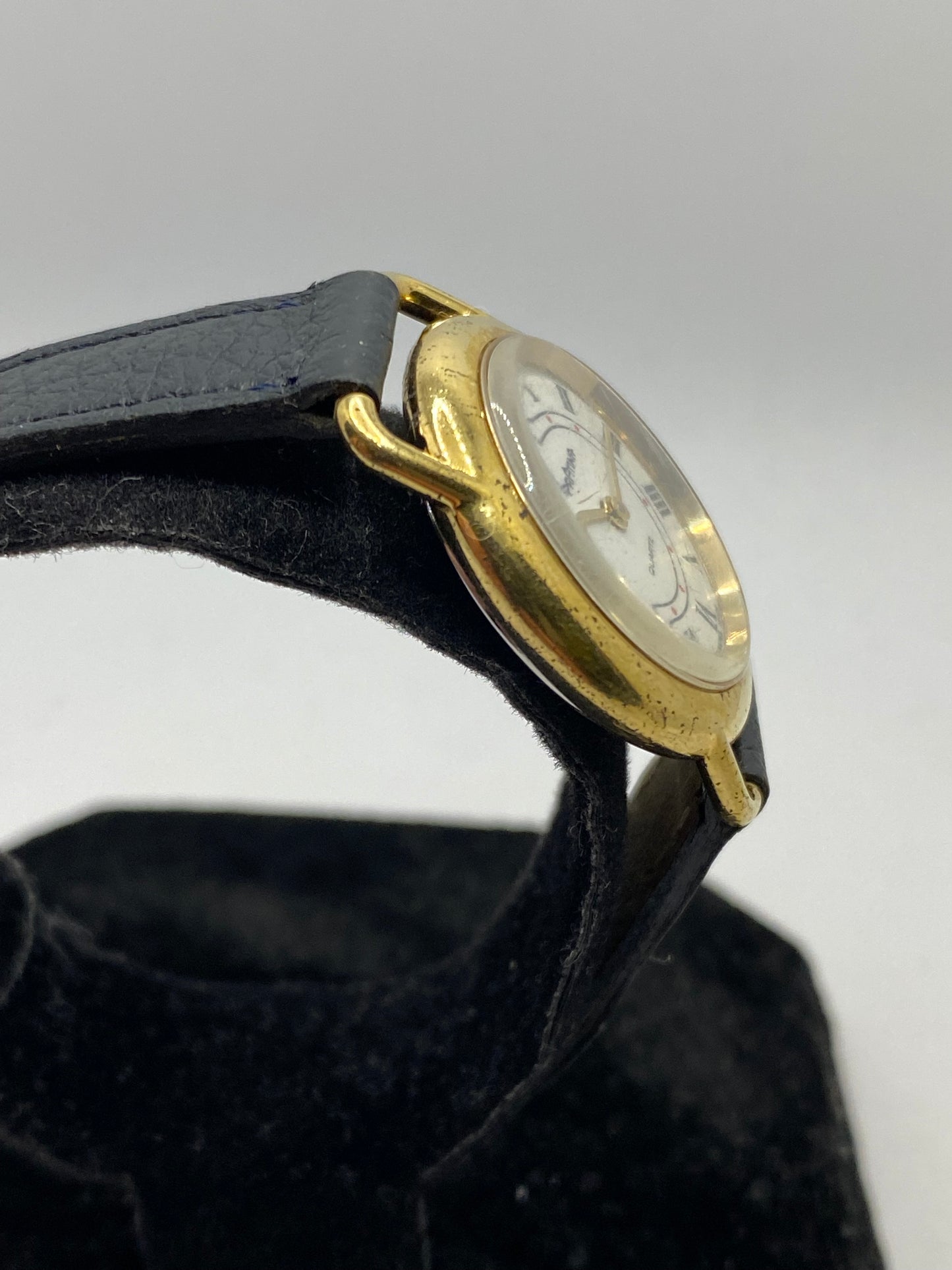 Pratina Quartz Gold Plated Ladies Watch