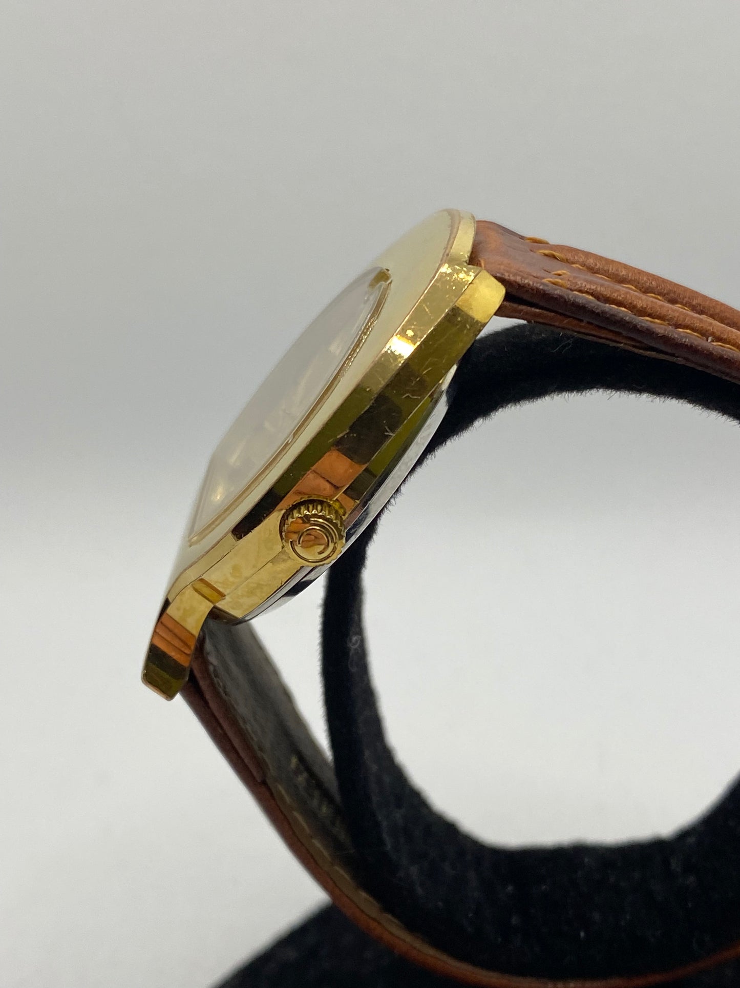 Aigner Etienne Horseshoe Rare 90s Quartz Watch