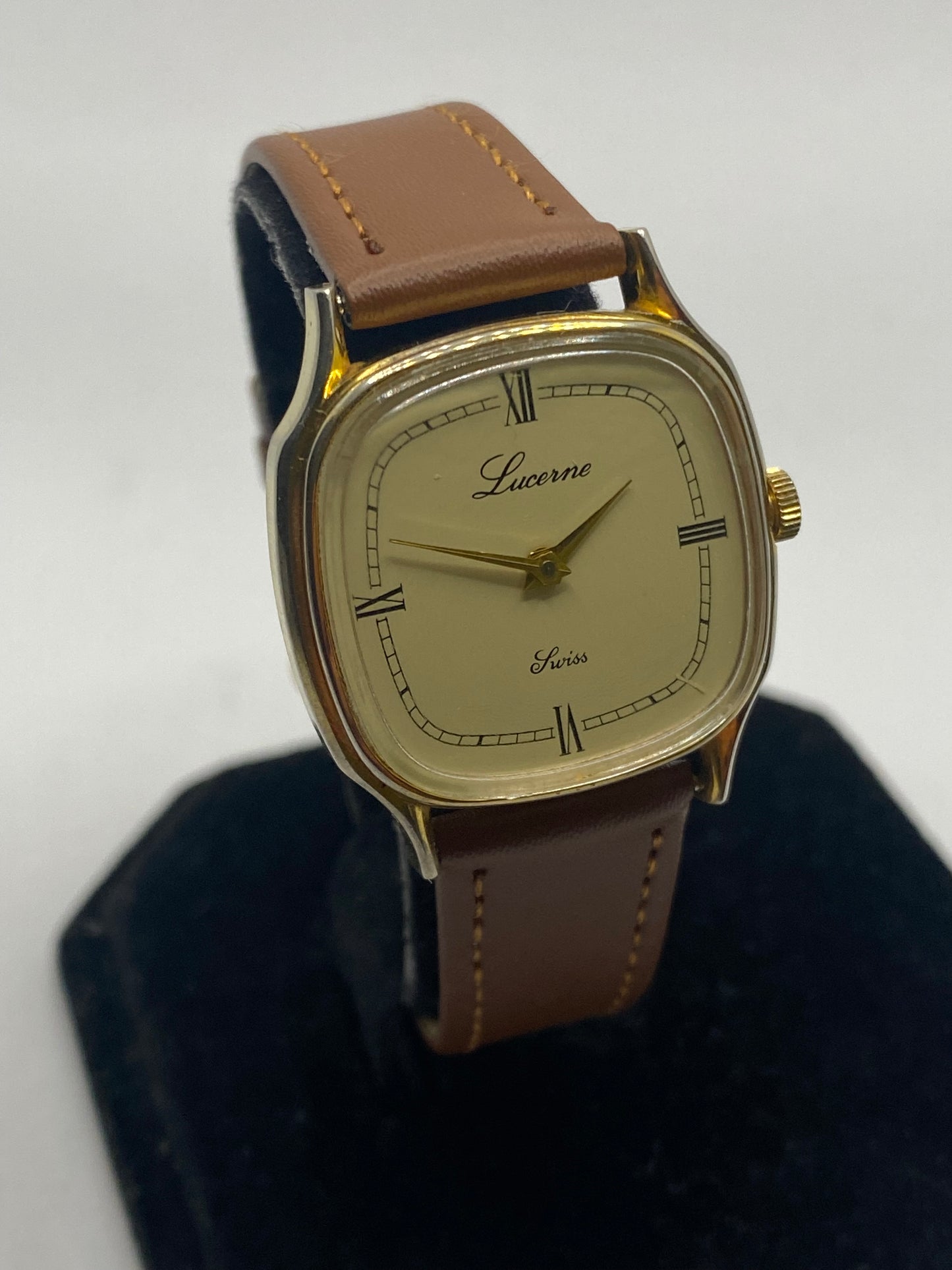 Lucerne Swiss Manual Wind Vintage 50s Watch