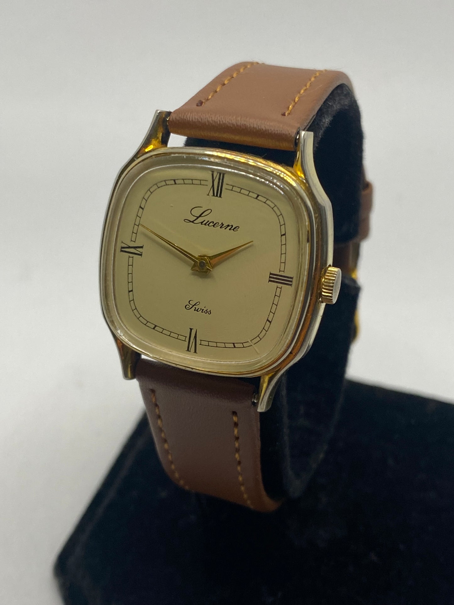 Lucerne Swiss Manual Wind Vintage 50s Watch