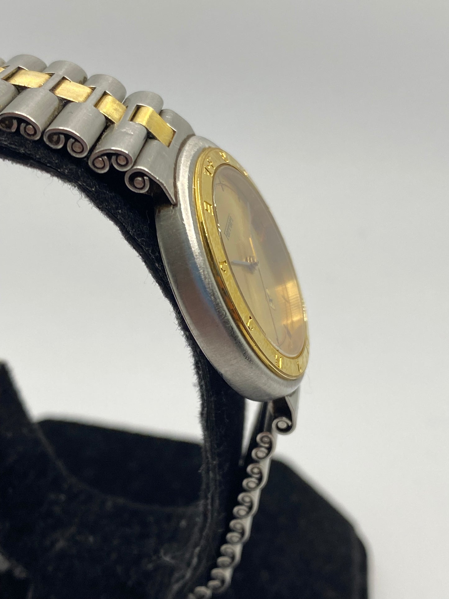 Cartier Ferrari 18K Yellow Bezel Unisex 30mm